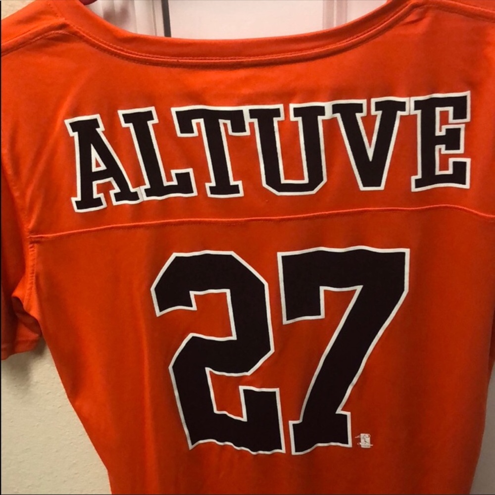 Size Medium Astros Altuve shirt